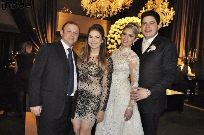 Alessya Xavier esteve com ex-marido no casamento de Jadyel Alencar